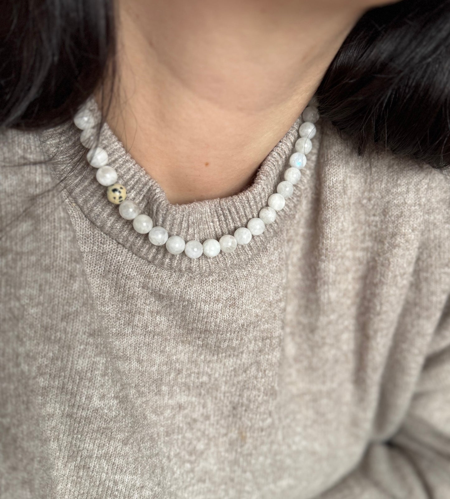 Moon Stone feat. Jasper Dalmation